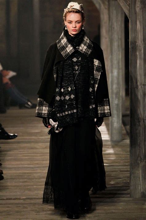 chanel pre fall 2013 paris edinburgh jacket|chanel pre fall 2013 models.